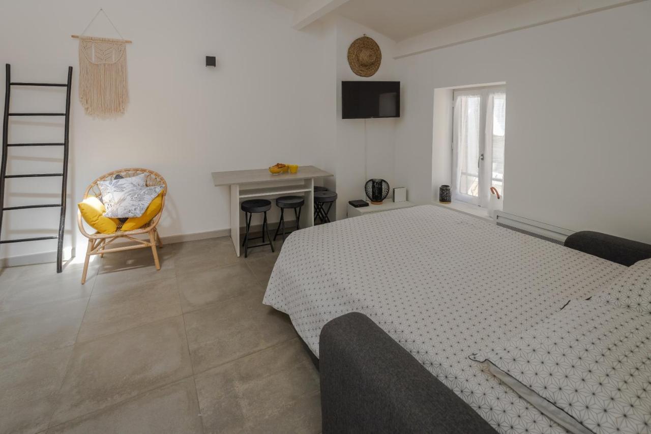 Appartement Terrasse Climatise Calme En Centre-Ville LʼIsle-sur-la-Sorgue Zewnętrze zdjęcie